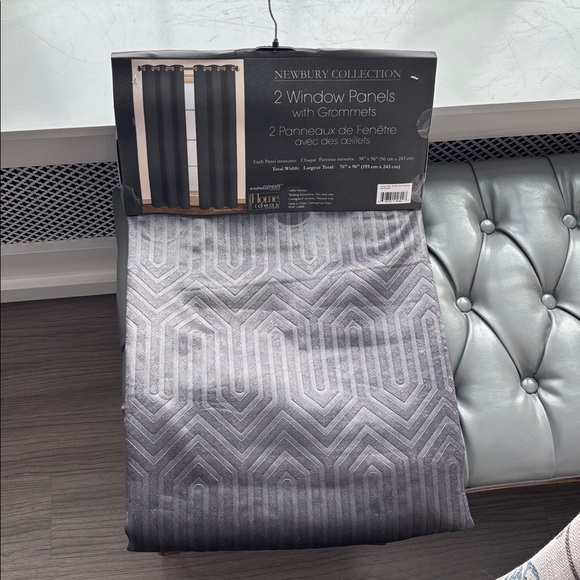 Window Curtains - Picture 6 of 8